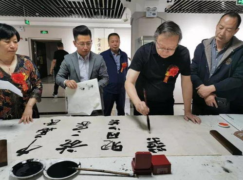 濟(jì)寧市政協(xié)組織書法家赴內(nèi)蒙古開展文化藝術(shù)交流活動(dòng)